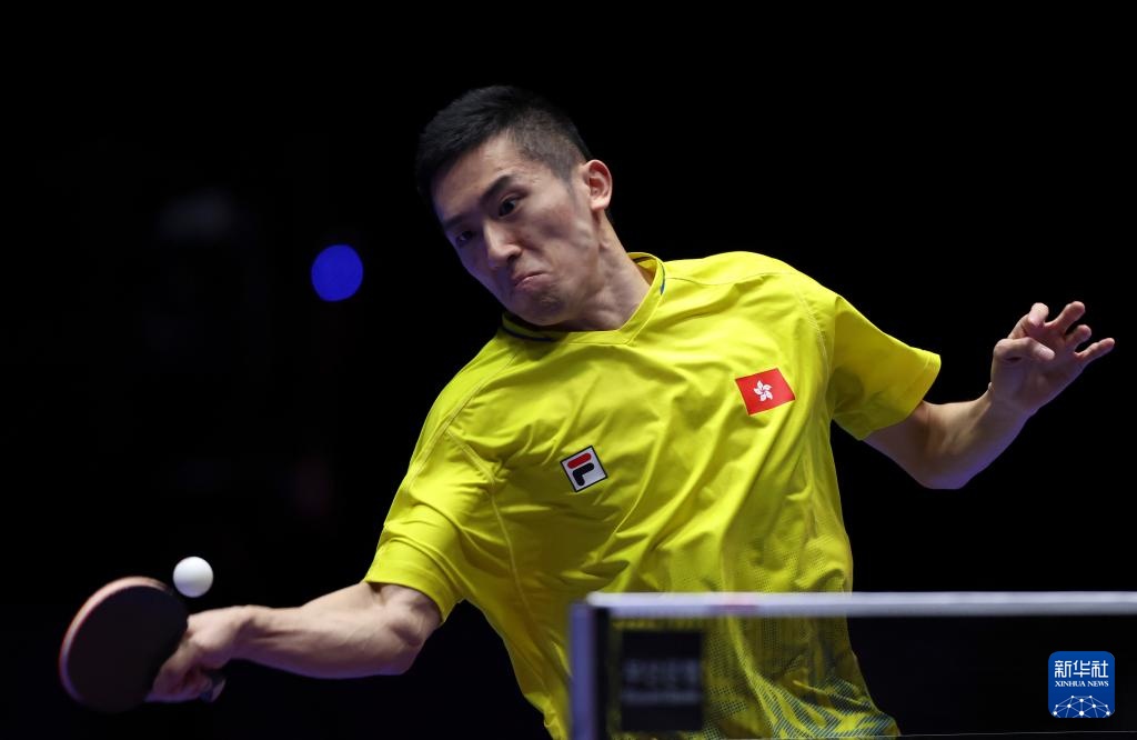 他敏锐地察 他敏锐地察